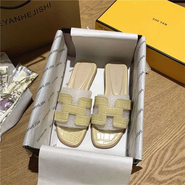women oran slipper designer flat sandals leather beach shoes fashion leather new versatile beach type summer 12
women oran slipper designer flat sandals leather beach shoes fashion leather new versatile beach type summer 12