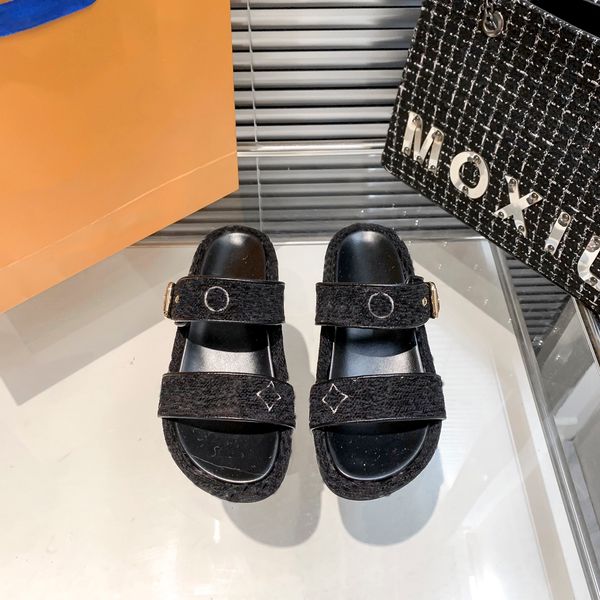 2023s designer platform slippers denim platform sandals womens heightening flip flops blue beach print skateboard classic women shoes outdoo, Black
2023s designer platform slippers denim platform sandals womens heightening flip flops blue beach print skateboard classic women shoes outdoo, Black