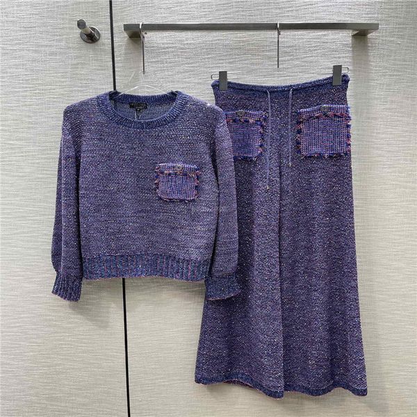 23ss tweed women designer tracksuits knits two piece pants set with crystal buttons girls brand jersey jogging shirts pullover sweater outwe, White
23ss tweed women designer tracksuits knits two piece pants set with crystal buttons girls brand jersey jogging shirts pullover sweater outwe, White
