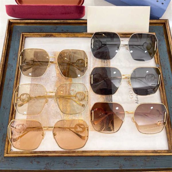 designer men's and women's beach couple sunglasses 20% off ins tide metal box anti-uv, White;black
designer men's and women's beach couple sunglasses 20% off ins tide metal box anti-uv, White;black