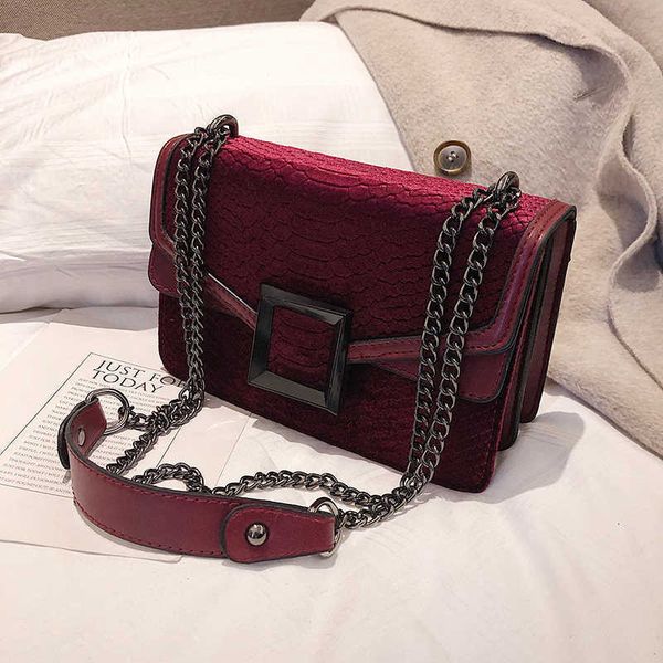 evening bags 2022 fashion snakeskin velvet shoulder messenger crossbody bags women handbag vintage ladies clutch casual totes female purse j
evening bags 2022 fashion snakeskin velvet shoulder messenger crossbody bags women handbag vintage ladies clutch casual totes female purse j