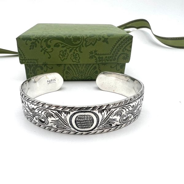 woman cuff designer bracelets fashion double g wedding bangle luxury jewelry women men gift ggity 45631, White
woman cuff designer bracelets fashion double g wedding bangle luxury jewelry women men gift ggity 45631, White