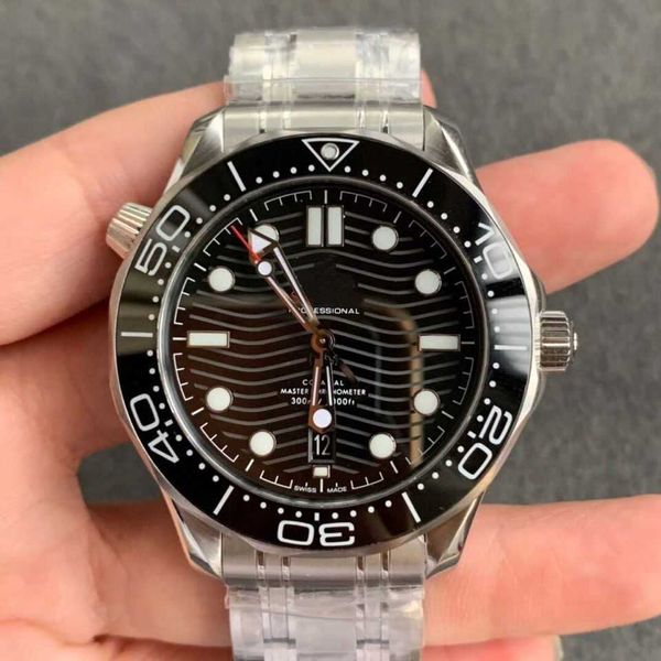 watch for men 300 series automatic mechanical men's black ceramic ring glow, Slivery;brown
watch for men 300 series automatic mechanical men's black ceramic ring glow, Slivery;brown