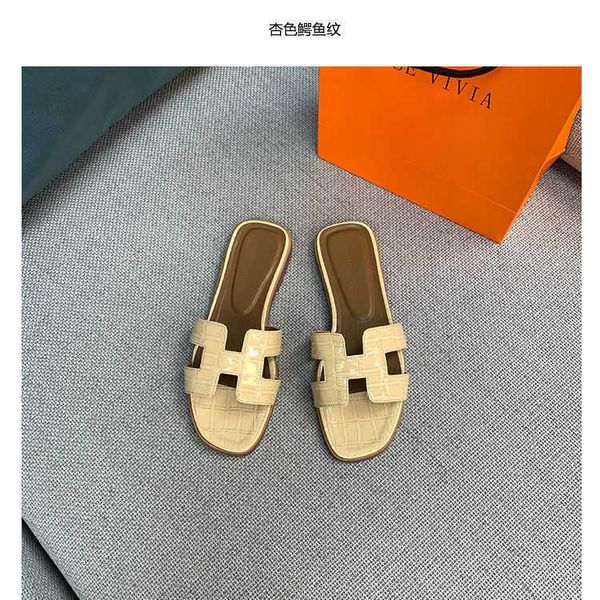 women oran slipper designer flat sandals leather beach shoes summer new beach versatile bottom women summer outwear pvtb
women oran slipper designer flat sandals leather beach shoes summer new beach versatile bottom women summer outwear pvtb