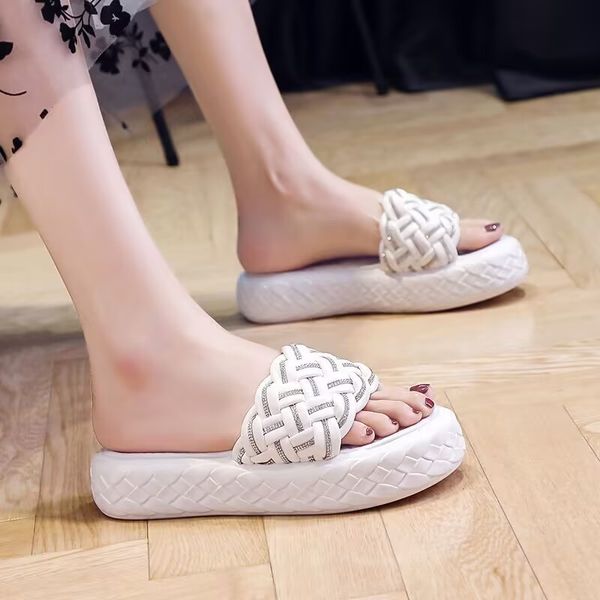 slippers women's summer outdoor fashion rhinestone everything casual thick sole anti-slip deodorant seaside beach sandals, Black
slippers women's summer outdoor fashion rhinestone everything casual thick sole anti-slip deodorant seaside beach sandals, Black