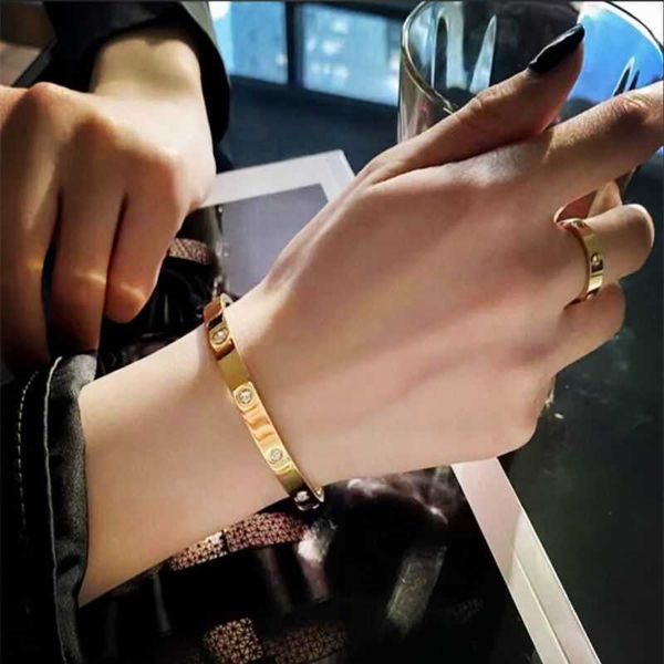 designer jewelry love bracele t 18k rose gold bracelet colorless wide and narrow version with diamond lovers fashion men's women's, Black
designer jewelry love bracele t 18k rose gold bracelet colorless wide and narrow version with diamond lovers fashion men's women's, Black