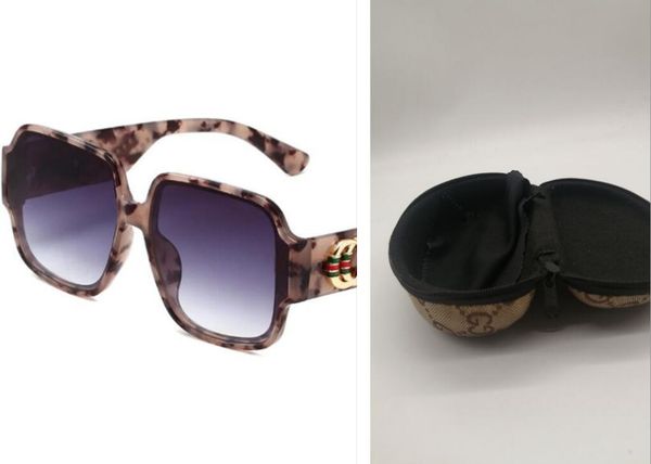 2023 designers sunglasses men women uv400 square polarized polaroid lens sun glasses lady fashion pilot driving outdoor sports travel beach, White;black
2023 designers sunglasses men women uv400 square polarized polaroid lens sun glasses lady fashion pilot driving outdoor sports travel beach, White;black