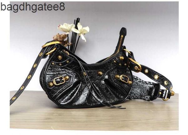 le cagole rivet wrap pleated wax bag locomotive 2023 crescent designer oil bags leather lecagole underarm women's o3c7
le cagole rivet wrap pleated wax bag locomotive 2023 crescent designer oil bags leather lecagole underarm women's o3c7