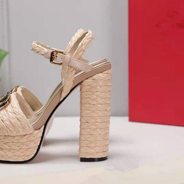 2023 summer designer brand sandal high heel shoes women wedge sandals wedges ladies high heelsflat middle high heel sandal summer beach wedd, Black
2023 summer designer brand sandal high heel shoes women wedge sandals wedges ladies high heelsflat middle high heel sandal summer beach wedd, Black