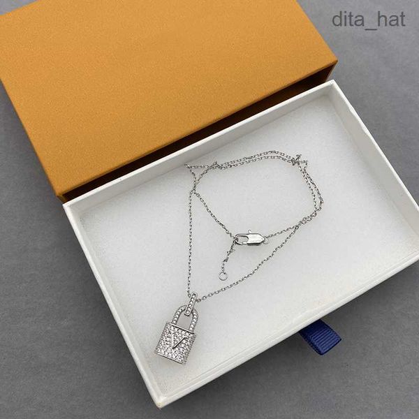 womens lock necklace designer luxury pendant diamonds necklaces fashion for women mens gold silver necklace couple jewelry 2205111d
womens lock necklace designer luxury pendant diamonds necklaces fashion for women mens gold silver necklace couple jewelry 2205111d