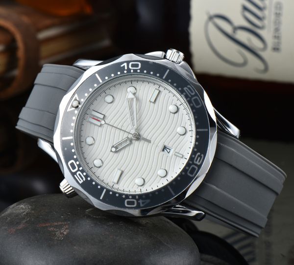 2023 new brand original business men& paneraiss watch classic round case quartz watch wristwatch clock - a recommended watch for casual a69, Slivery;brown
2023 new brand original business men& paneraiss watch classic round case quartz watch wristwatch clock - a recommended watch for casual a69, Slivery;brown