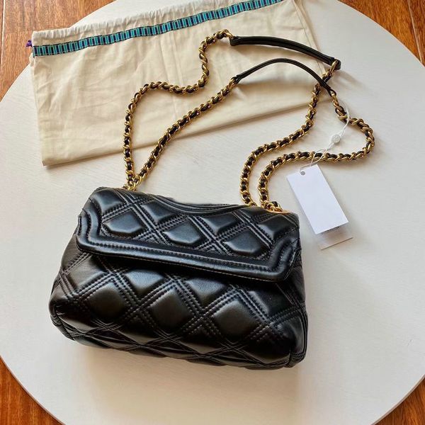 torys sss bag shoulder bags luxury brand wallet fashion simple square women's designer tory wallets leather chain burchs handbags 2621, Red;black
torys sss bag shoulder bags luxury brand wallet fashion simple square women's designer tory wallets leather chain burchs handbags 2621, Red;black