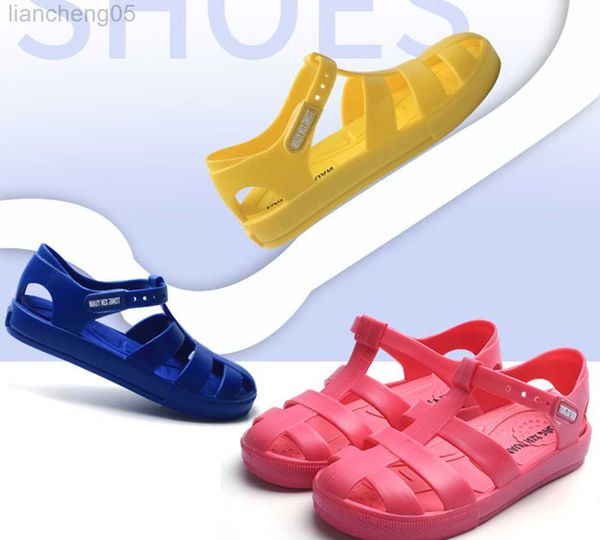 sandals new girls' sandals consider solid rome jelly shoes in summer children's waterproof beach shoes boys' sandals w0327, Black;red
sandals new girls' sandals consider solid rome jelly shoes in summer children's waterproof beach shoes boys' sandals w0327, Black;red