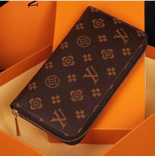 designer zipper wallets luxurys men women leather bags classic letters coin purse original box plaid card holder m6017, Red;black
designer zipper wallets luxurys men women leather bags classic letters coin purse original box plaid card holder m6017, Red;black