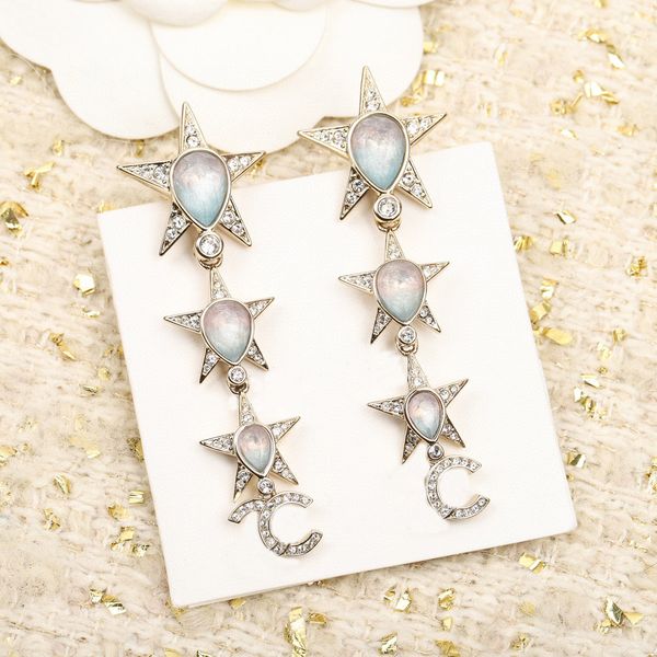 2023 luxury quality charm drop earring with white ab color and white diamond star shape in 18k gold plated have box stamp ps7712a, Golden
2023 luxury quality charm drop earring with white ab color and white diamond star shape in 18k gold plated have box stamp ps7712a, Golden