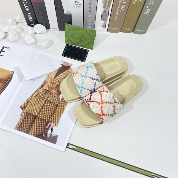 2023 designer men women sandals with flower box shoes snake print slide summer wide flat sandal slipper, Black
2023 designer men women sandals with flower box shoes snake print slide summer wide flat sandal slipper, Black