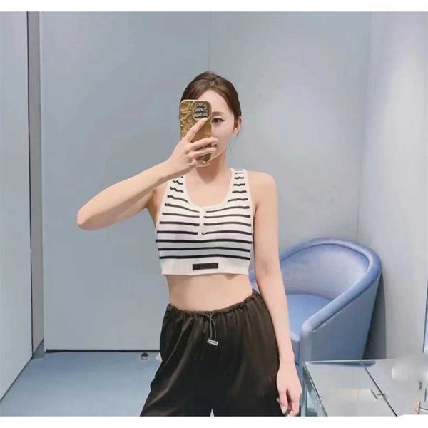 80% off factory outlet online family 23 new navy style button stripe knitted jacquard letter short reduced age tank women, White
80% off factory outlet online family 23 new navy style button stripe knitted jacquard letter short reduced age tank women, White
