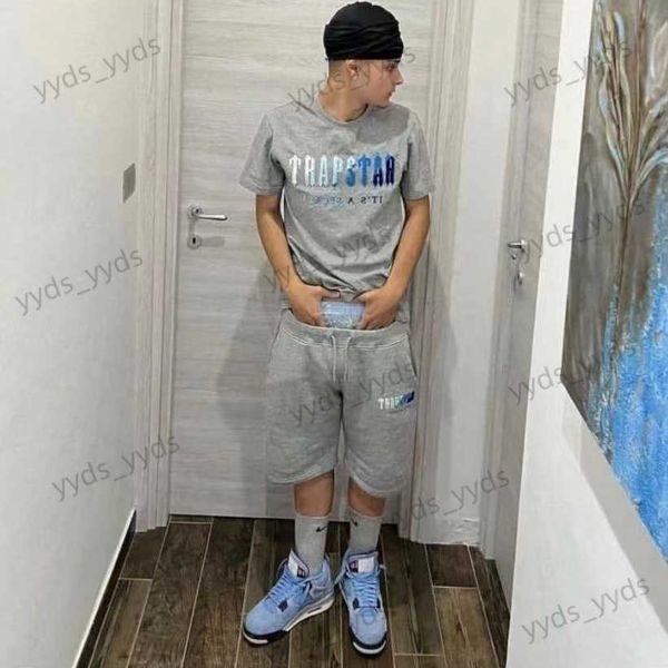 men's t-shirts trapstar short sleeve drill summer casual fashion set t230327, White;black
men's t-shirts trapstar short sleeve drill summer casual fashion set t230327, White;black