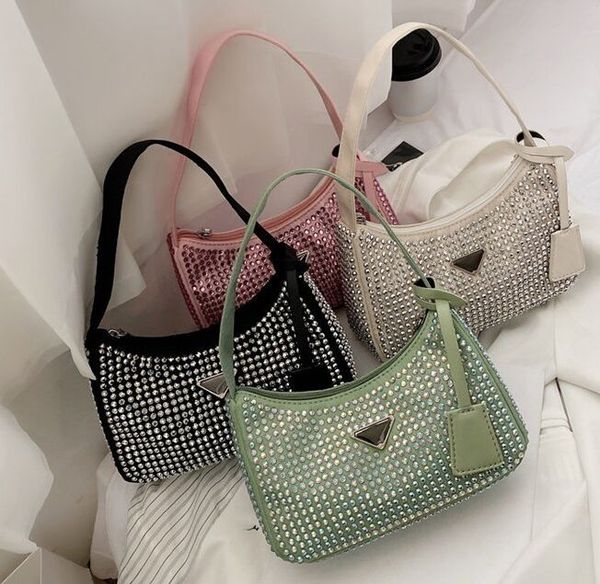 classic women shoulder bag nylon hobo axillary wallets vintage handbag purse brand letter triangle sign small tote waterproof p230327
classic women shoulder bag nylon hobo axillary wallets vintage handbag purse brand letter triangle sign small tote waterproof p230327