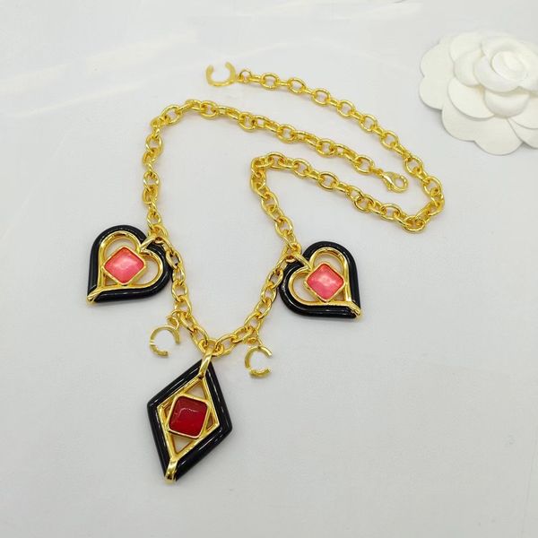 luxury quality charm pendant necklace heart and rhombus shape design red color style in 18k gold plated have box stamp ps7695a, Golden
luxury quality charm pendant necklace heart and rhombus shape design red color style in 18k gold plated have box stamp ps7695a, Golden