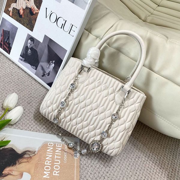 wrinkle handbag tote bag women shoulder crossbody bags genuine leather crystal chain long strap bottom nail magnetic buckle plain basket
wrinkle handbag tote bag women shoulder crossbody bags genuine leather crystal chain long strap bottom nail magnetic buckle plain basket