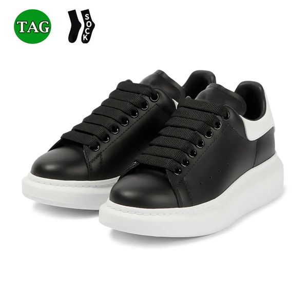 shoes designer flat sneaker mc leather black white green red blue letter platform low vintage og hot
shoes designer flat sneaker mc leather black white green red blue letter platform low vintage og hot