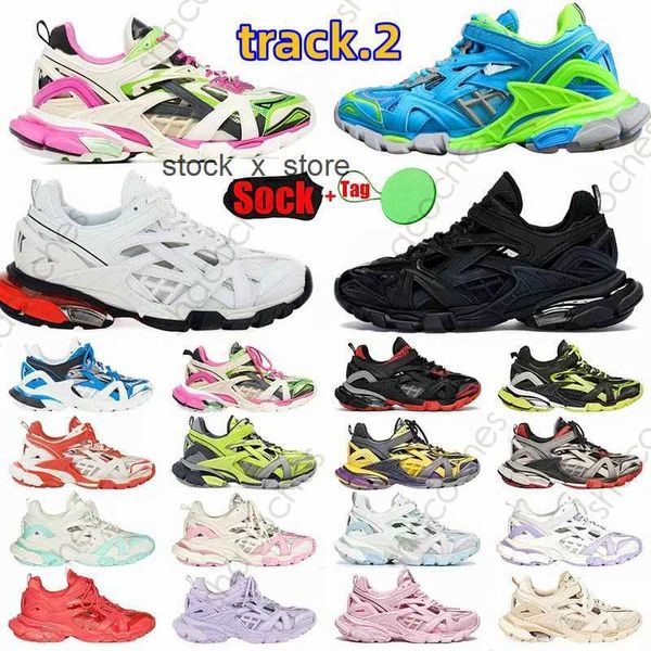 20ss track 2 sneakers designers casual shoes men women tracks 4.0 breathable sneaker mesh cloth embossed leather lace-up jogging, Black
20ss track 2 sneakers designers casual shoes men women tracks 4.0 breathable sneaker mesh cloth embossed leather lace-up jogging, Black