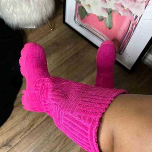 boots new thick soled heel warm medium boots women large towel cotton motorcycle 220914, Black
boots new thick soled heel warm medium boots women large towel cotton motorcycle 220914, Black
