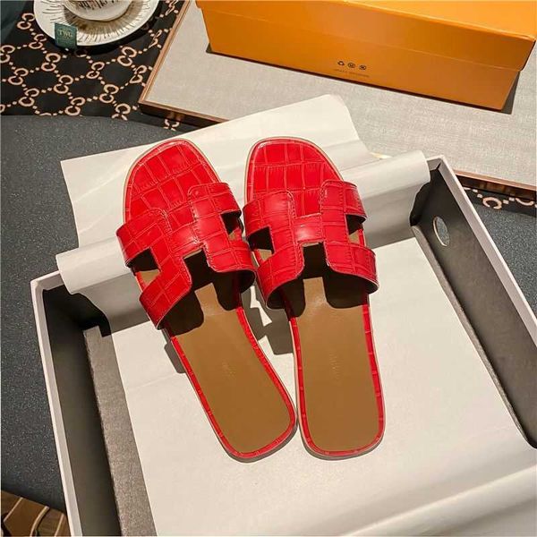 women oran slipper designer flat sandals leather beach shoes beach summer fashion type leather new versatile 8 2525
women oran slipper designer flat sandals leather beach shoes beach summer fashion type leather new versatile 8 2525