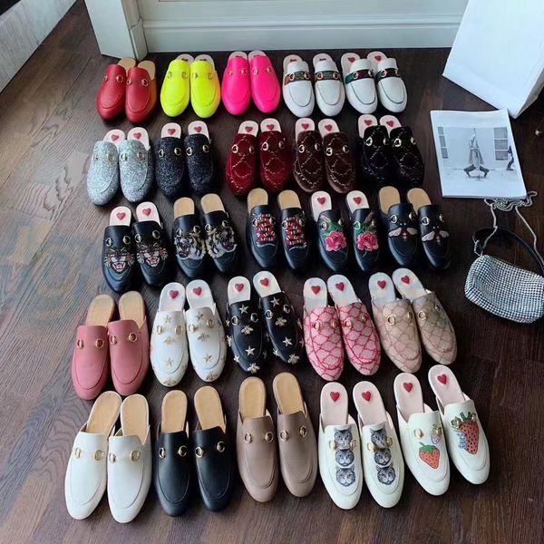 luxury shoe designer woman man slipper jumbo princetown leather mule slide horsebit summer outside canvas flower velvet sandale, Black
luxury shoe designer woman man slipper jumbo princetown leather mule slide horsebit summer outside canvas flower velvet sandale, Black