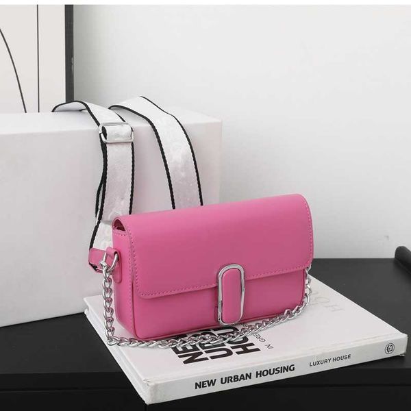 womens bags 2023 new shoulder bag fashion versatile small square bag crossbody camera bags, Red;black
womens bags 2023 new shoulder bag fashion versatile small square bag crossbody camera bags, Red;black