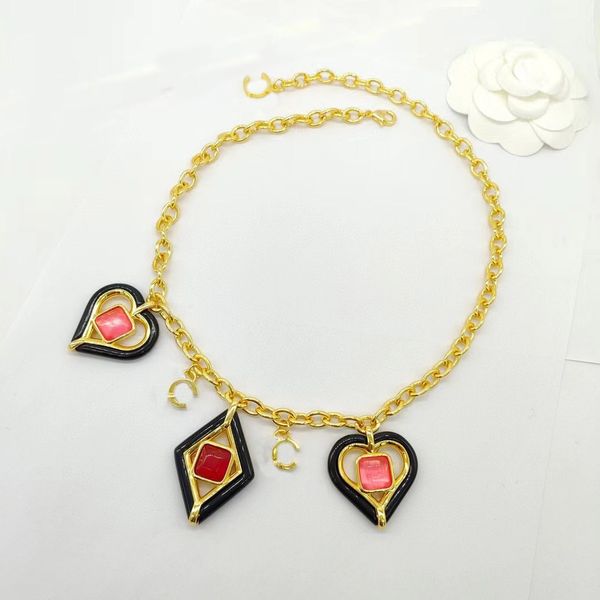 2023 luxury quality charm pendant necklace heart and rhombus shape design red color style in 18k gold plated have box stamp ps7695a, Golden
2023 luxury quality charm pendant necklace heart and rhombus shape design red color style in 18k gold plated have box stamp ps7695a, Golden