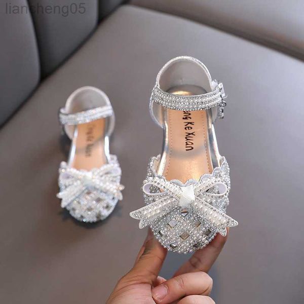 sandals summer little girls rhinestone sandals new children's pearl bow party sandals kids bling hollow out wedding shoes w0327, Black;red
sandals summer little girls rhinestone sandals new children's pearl bow party sandals kids bling hollow out wedding shoes w0327, Black;red