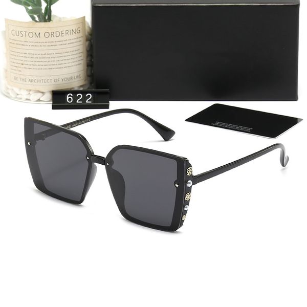 designer sunglass fashion sunglasses women men letter print goggle summer optional with box cl 622, White;black
designer sunglass fashion sunglasses women men letter print goggle summer optional with box cl 622, White;black