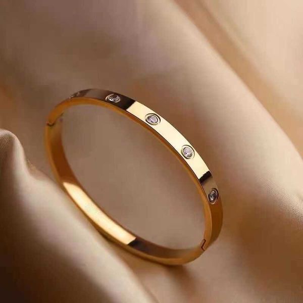 designer jewelry love bracele t classic versatile bracelet for men and women couples titanium steel simple girlfriend gift colorless love, Black
designer jewelry love bracele t classic versatile bracelet for men and women couples titanium steel simple girlfriend gift colorless love, Black