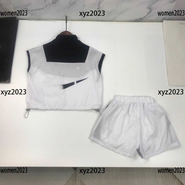 2023 kids designer clothes child sets baby clothes summer 2pcs t-shirt and shorts stripe design tracksuit outdoor size 90-150 cm, White
2023 kids designer clothes child sets baby clothes summer 2pcs t-shirt and shorts stripe design tracksuit outdoor size 90-150 cm, White