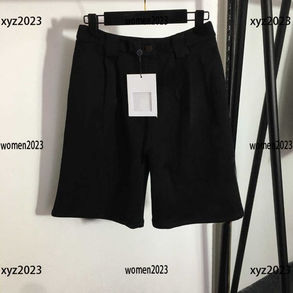 luxury women pants embossed high waist shorts new arrivalfashion design capris yoga purity leggings size s-l ing, Black;white
luxury women pants embossed high waist shorts new arrivalfashion design capris yoga purity leggings size s-l ing, Black;white
