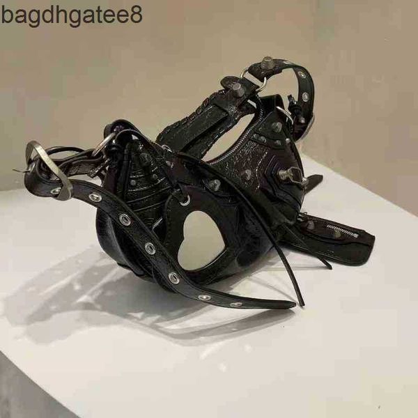 le cagole women single designer fashion bag crossbody 2023 rivet underarm bags shoulder lecagole handbag ori3 us8w
le cagole women single designer fashion bag crossbody 2023 rivet underarm bags shoulder lecagole handbag ori3 us8w
