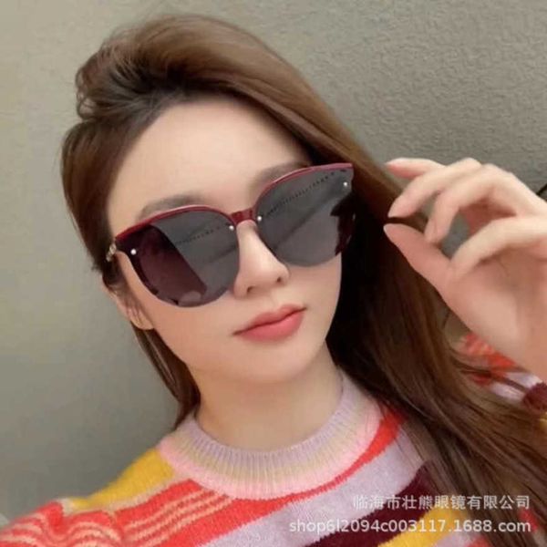 designer men's and women's beach couple sunglasses 20% off small polarized 3204 round personalized fashion, White;black
designer men's and women's beach couple sunglasses 20% off small polarized 3204 round personalized fashion, White;black