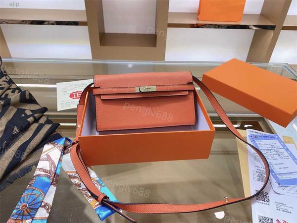 2022 5anew luxury handbag women's chain designer shoulder handbag dinner bag combiner bags messenger cross handbags
2022 5anew luxury handbag women's chain designer shoulder handbag dinner bag combiner bags messenger cross handbags