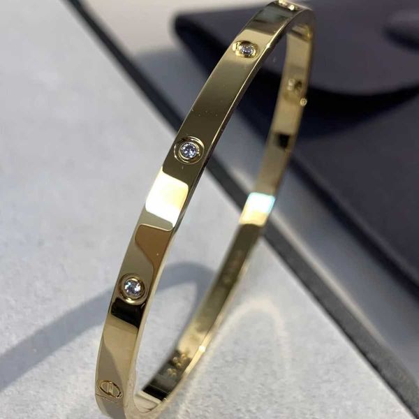 2023 designer jewelry love bracele t 18k rose gold love classic bracelet narrow diamond non fading, Black
2023 designer jewelry love bracele t 18k rose gold love classic bracelet narrow diamond non fading, Black