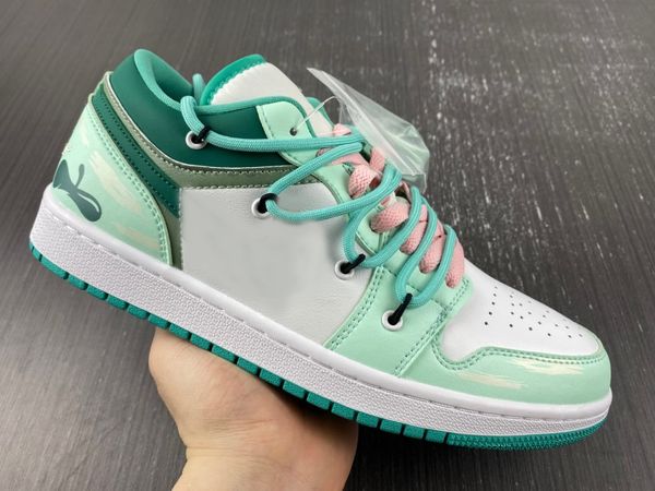 new 1 low basketball shoes 1s men women turquoise fzbb custom mens trainers sports sneakers, Red;white
new 1 low basketball shoes 1s men women turquoise fzbb custom mens trainers sports sneakers, Red;white