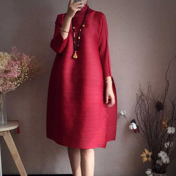dress new autumn temperament women's loose size a-line pleated clothing ladies, Black;gray
dress new autumn temperament women's loose size a-line pleated clothing ladies, Black;gray