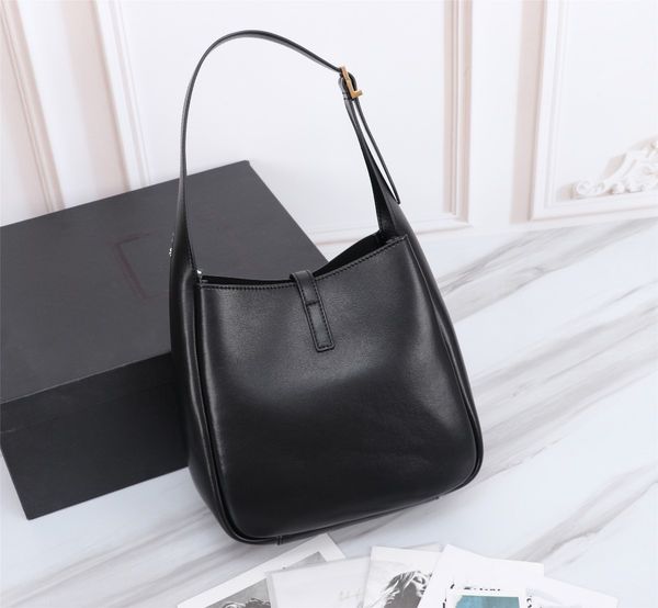 women bag luxurys designers bags casual fashion handbags leather womens messenger handbag purse
women bag luxurys designers bags casual fashion handbags leather womens messenger handbag purse