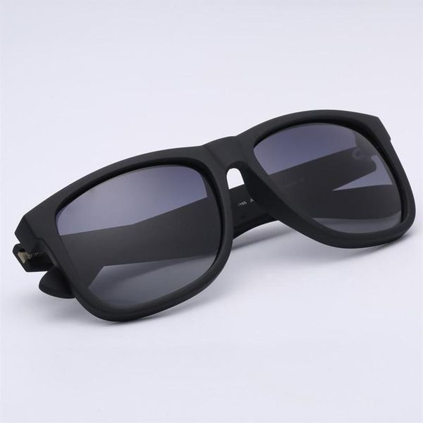 quality fashion sunglasses brand square frame polarized lens driving lenses man woman uv400 de sol gafas with leather case package220t, White;black
quality fashion sunglasses brand square frame polarized lens driving lenses man woman uv400 de sol gafas with leather case package220t, White;black