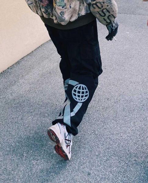 2023 new minus two cargos usa style fashion print high street men's streetwear pants hip hop skateboard clothes minustwo x16, Black
2023 new minus two cargos usa style fashion print high street men's streetwear pants hip hop skateboard clothes minustwo x16, Black