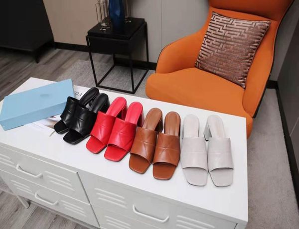 2021 classic ladies highheeled sandals versatile and comfortable widesoled leather flip flops summer highquality thickheele7774378, Black
2021 classic ladies highheeled sandals versatile and comfortable widesoled leather flip flops summer highquality thickheele7774378, Black