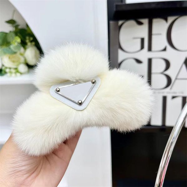 claw clip styles triangle designer hair clips sponge hair hoop women grip clips leather hair bands christmas birthday gifts wholesale, Slivery;golden
claw clip styles triangle designer hair clips sponge hair hoop women grip clips leather hair bands christmas birthday gifts wholesale, Slivery;golden
