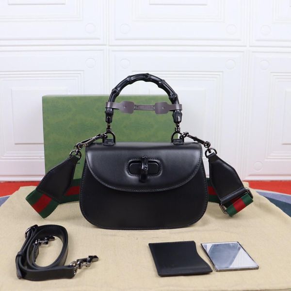 7a women's bamboo bonded leather shoulder bag luxury crossbody bag striped ribbon handbag 2022 women's dress show
7a women's bamboo bonded leather shoulder bag luxury crossbody bag striped ribbon handbag 2022 women's dress show