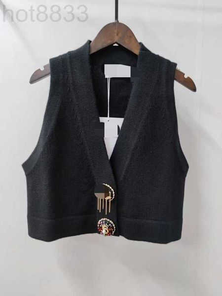 women's sweaters designer milan runway autumn brand same style sweater short sleeve white v neck cardigan beads women 2dz1, White;black
women's sweaters designer milan runway autumn brand same style sweater short sleeve white v neck cardigan beads women 2dz1, White;black